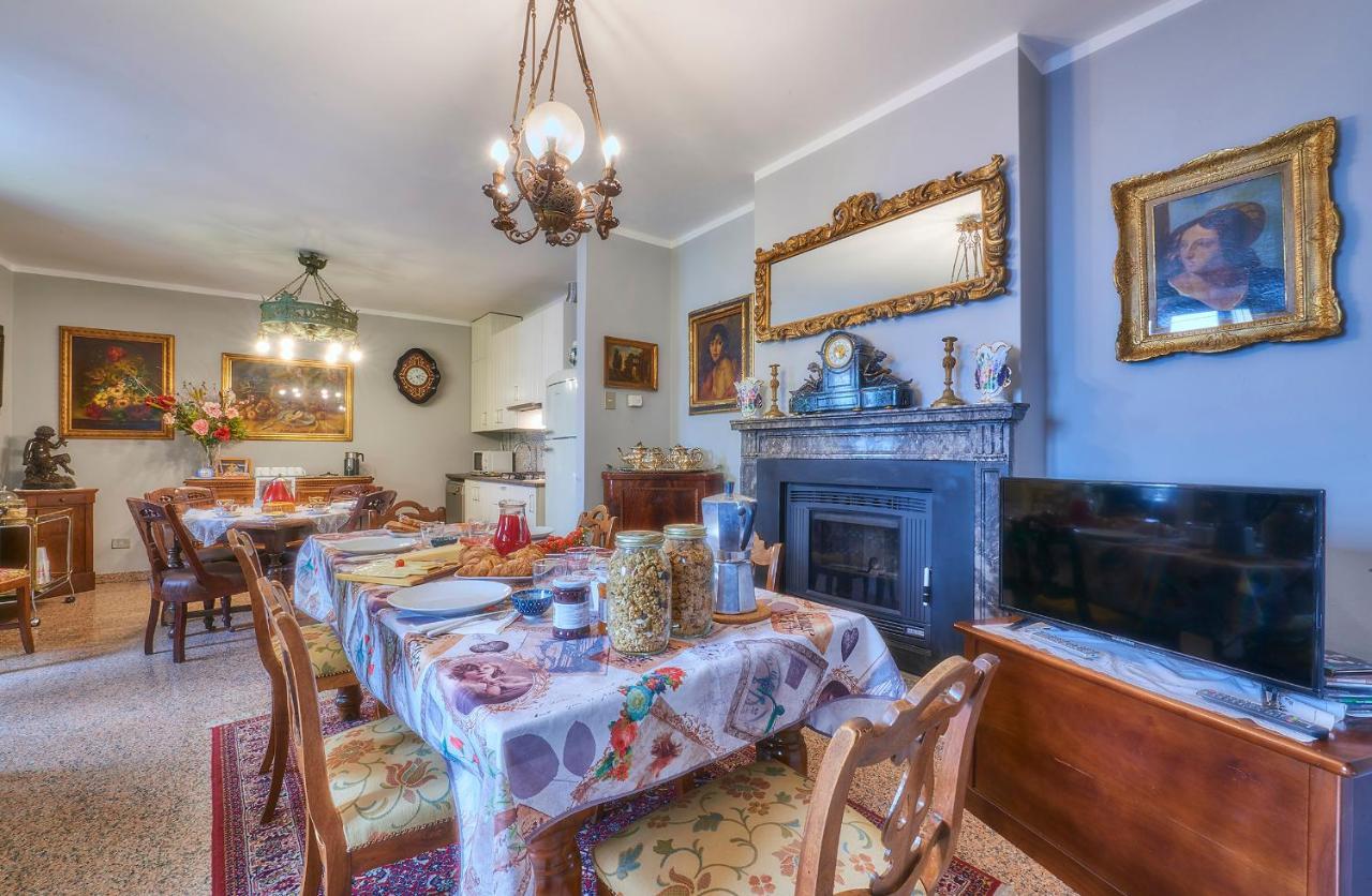B&B - Foresteria - Frontelago Lake Como Mandello del Lario Exteriör bild