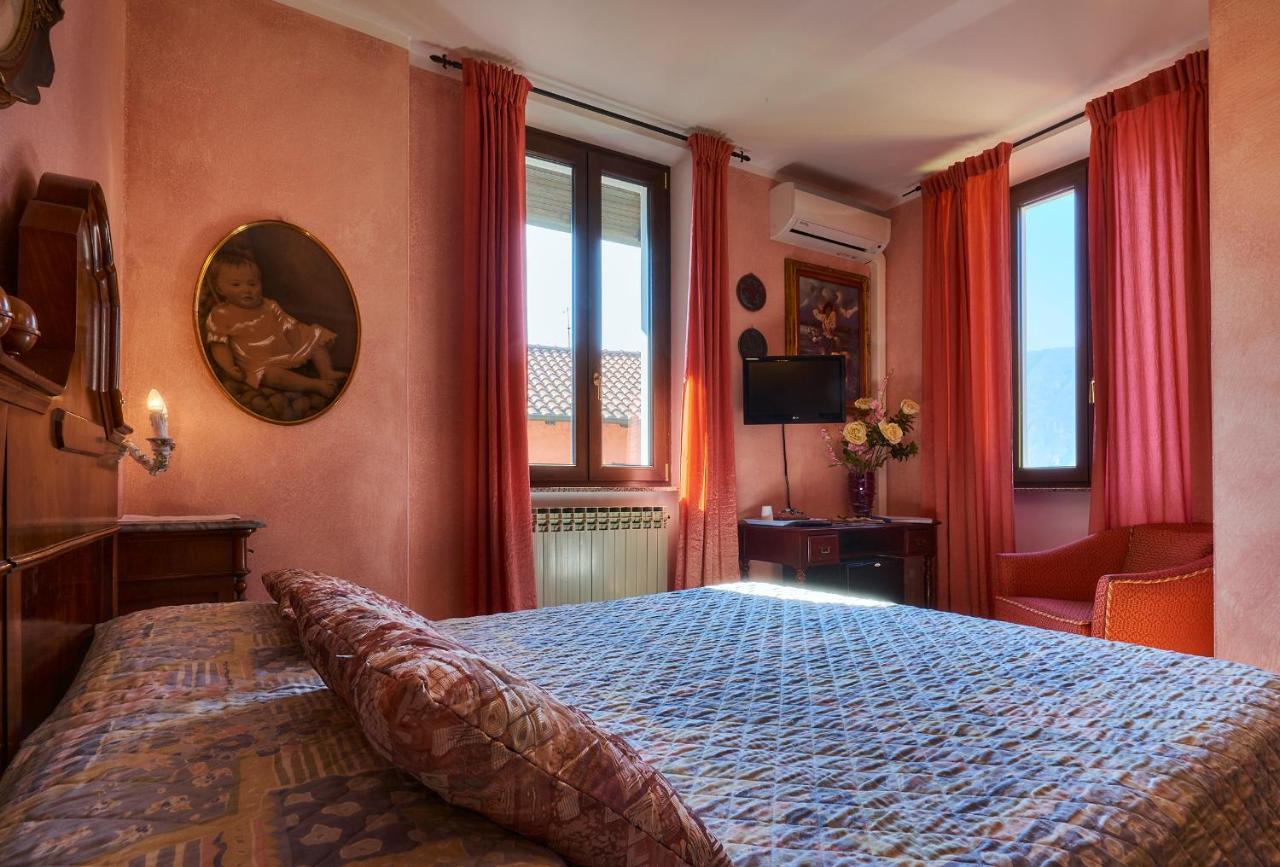 B&B - Foresteria - Frontelago Lake Como Mandello del Lario Exteriör bild