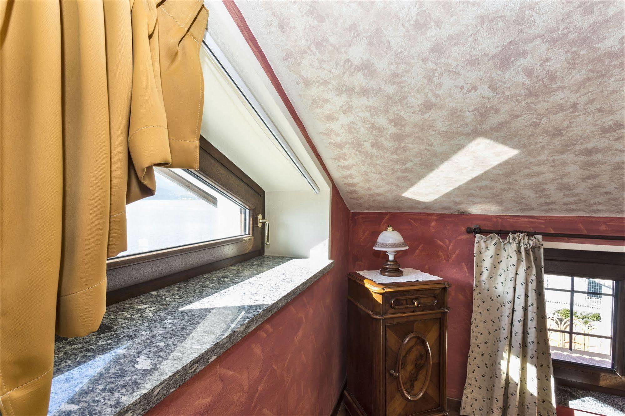 B&B - Foresteria - Frontelago Lake Como Mandello del Lario Exteriör bild