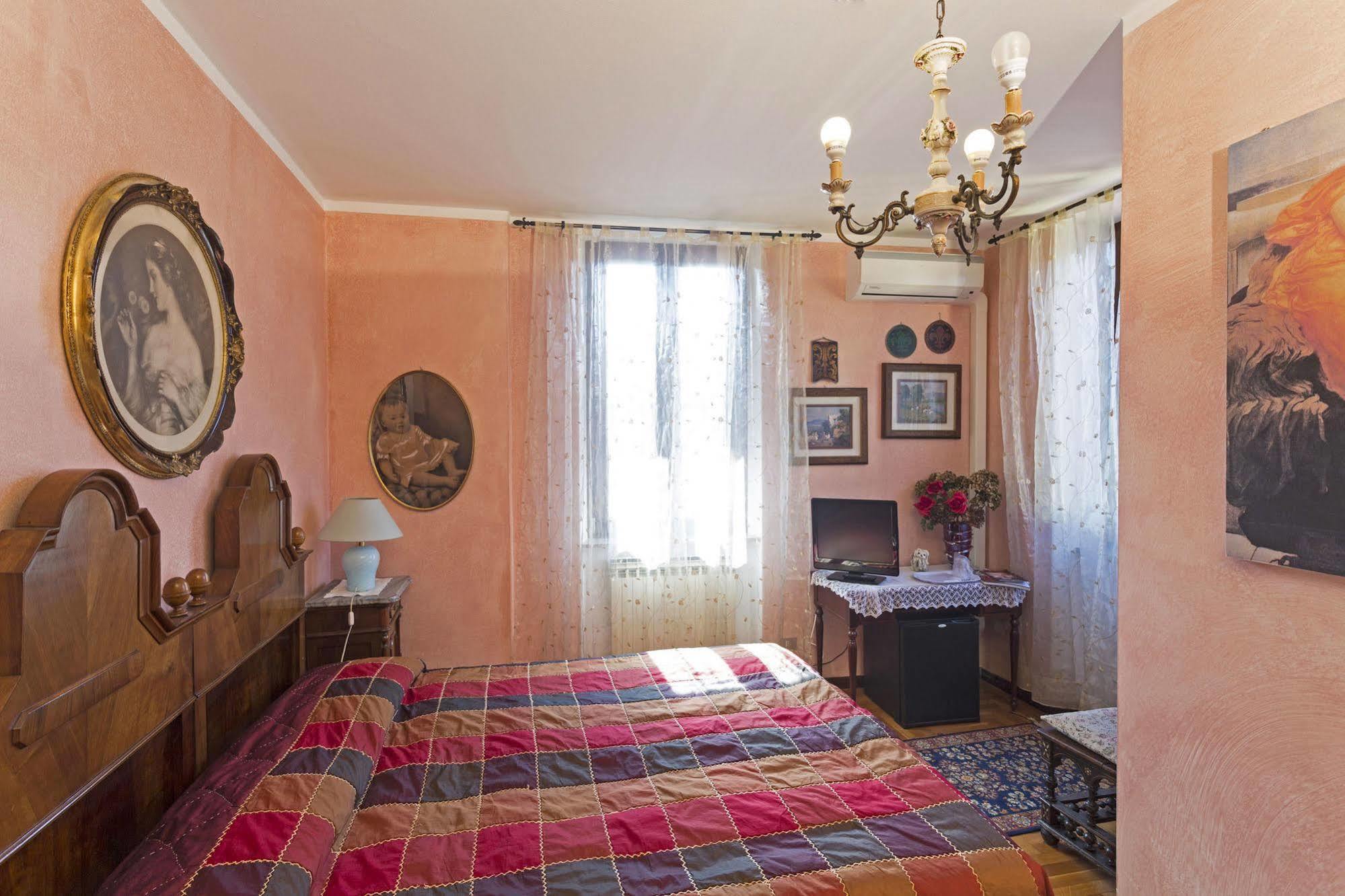 B&B - Foresteria - Frontelago Lake Como Mandello del Lario Exteriör bild
